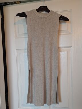 Wilfred Sleeveless Knit Midi Top in Light Beige